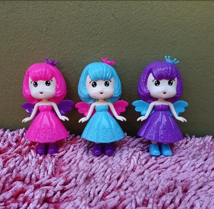3 piece barbie Doll set play with new friend toy Multicolor