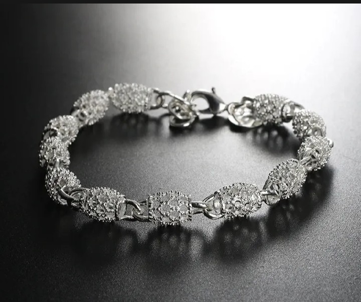Ladies Bracelet Sliver Plated Chain Women. Luxury Silver Wedding Bangles Fine Jewelry -Bracelets for Women