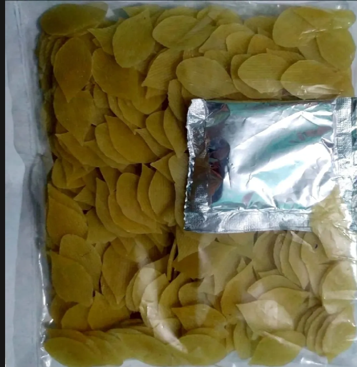 Classic and favorite party snack with Crispy texture Potato Chips. 180g (With Masala).