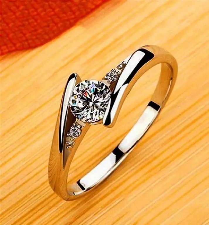 Zinc Alloy Finger Ring for Women Fashionable Jewelry Accessory