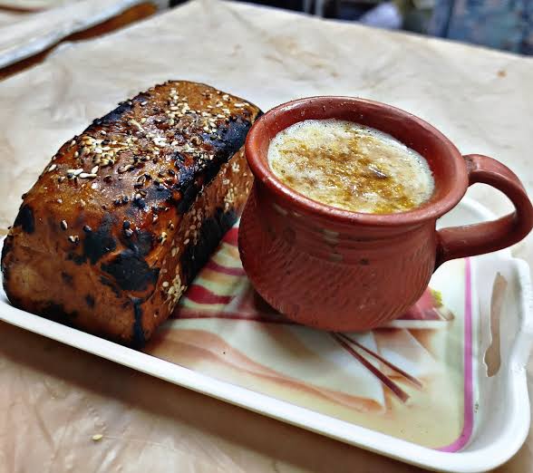 পোড়া রুটি এবং মালাইচা