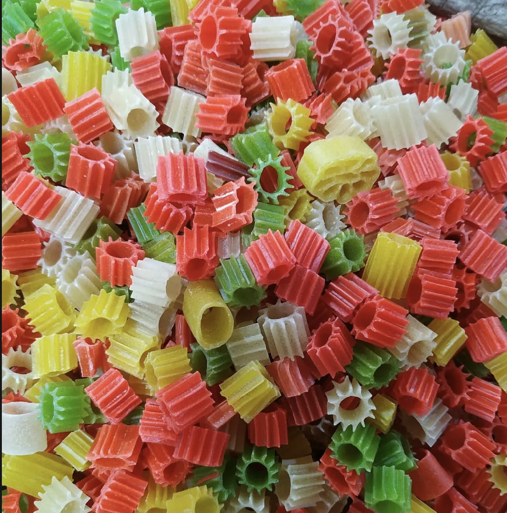 Ready To Fry Color Pipe Papar Chips 500Gm