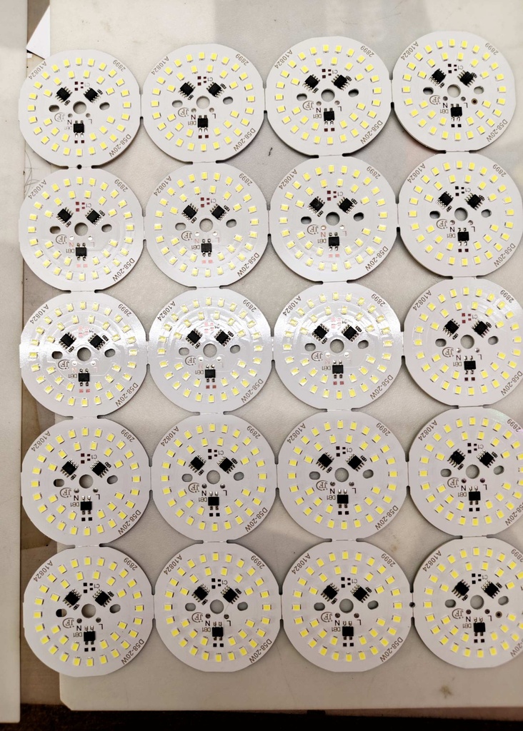 20 Watt SMD light 1 Peace .