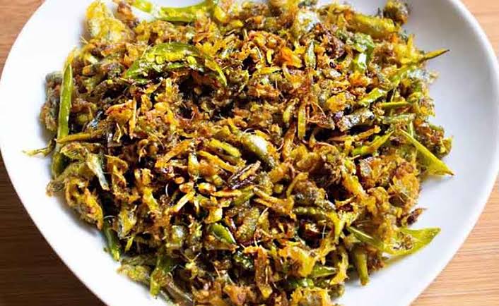 ছোট মাছ চুরচুরি