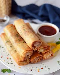Spring roll with chicken  25 riyals