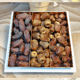 Food and Drink / Tamur Khajur Dates
